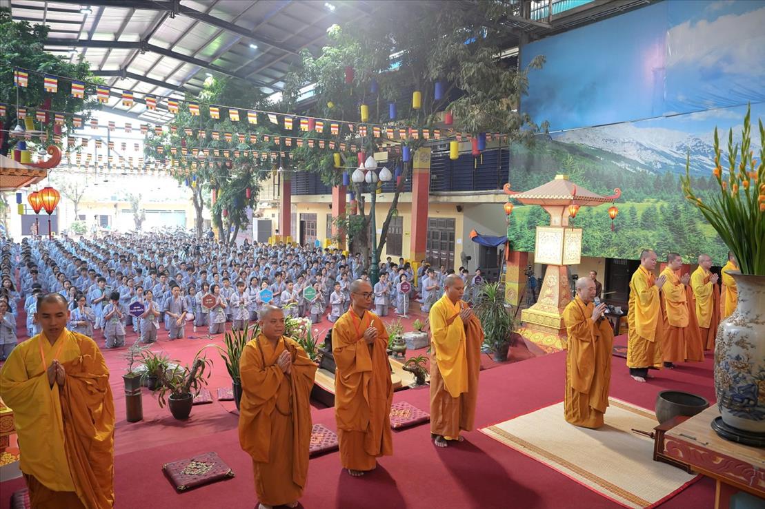 khoa-tu-tuoi-tre-lan-thu-xiii-tai-chua-bang2.jpeg