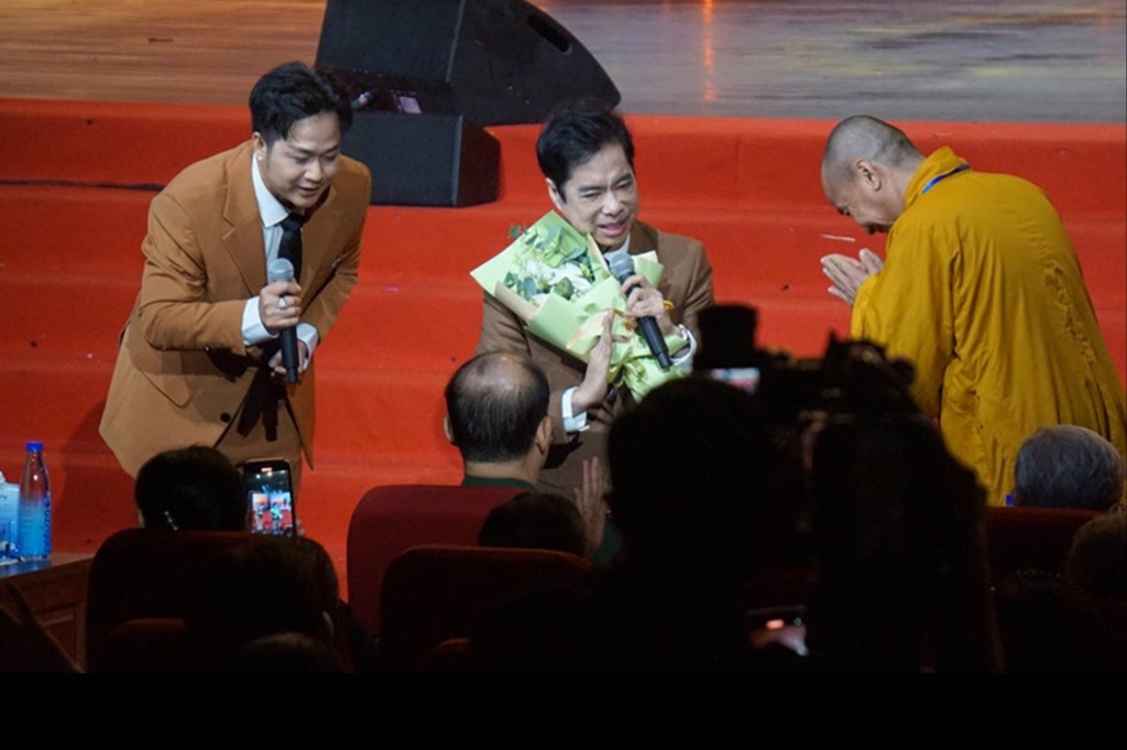 vu-lan-tri-an-nhung-nguoi-da-nam-xuong-cho-to-quoc-2.jpg