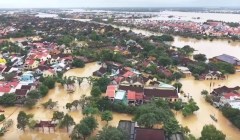 Ghe chở thầy trụ trì chùa Minh Giác gặp nạn giữa dòng lũ sông Thu Bồn