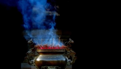 Phật giáo có 'bốc bát hương' để đón mừng năm mới không ?