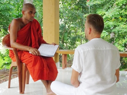 Sự khác biệt giữa người trí thức và người thiện trí thức