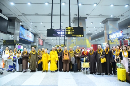 Phái đoàn Giáo hôi Phật giáo Việt Nam tới Ấn Độ cung thỉnh xá lợi Đức Phật tại New Delhi