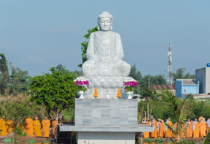 Học viện PGVN tại TP.HCM an vị Tôn tượng Phật Bổn Sư lộ thiên