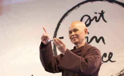 Đi tìm sức mạnh dân tộc 