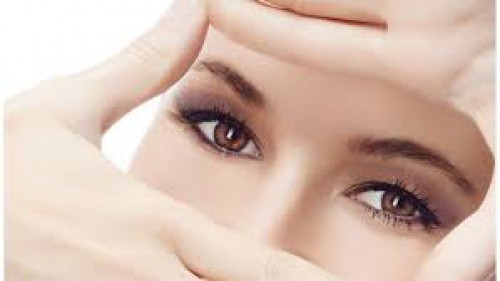 "Bắt" bệnh qua đôi mắt