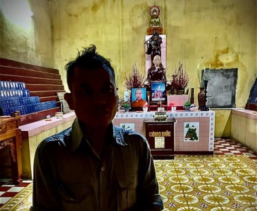 Cảnh giác 'bóng ma công quả' trộm tiền công đức