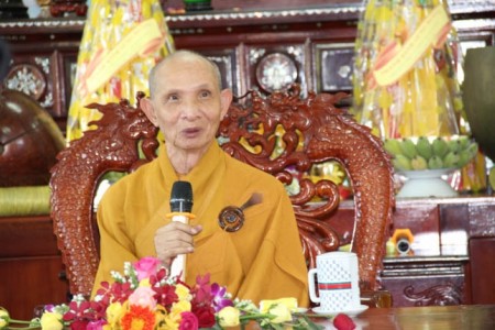 Hòa thượng Thích Giác Hạnh thuyết giảng tại chùa Bà Đa 