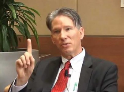 Bác sĩ Berkeley tuyên bố, người ta chết vì hóa trị liệu, không phải ung thư!