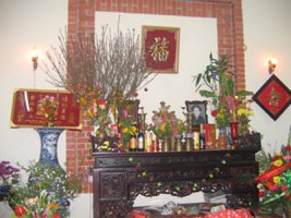 Sắp xếp bàn thờ để có may mắn theo quan niệm người xưa