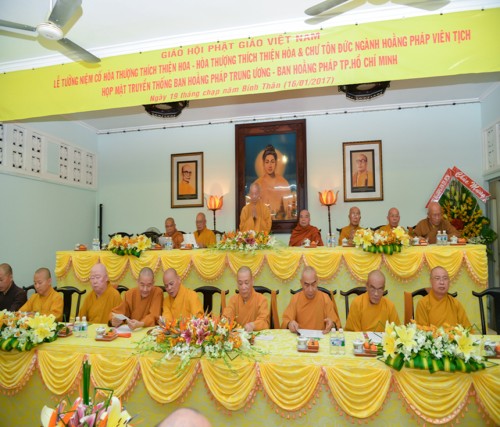 Ban Hoằng Pháp T.Ư họp mặt và tổng kết Phật sự năm 2016