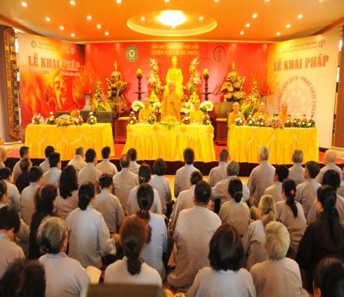 Chư tôn đức Ban hoằng pháp TƯ thuyết giảng tại Thiền viện Sùng Phúc