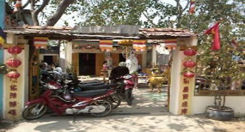 'Sư cô trụ trì' chùa Quan Âm cải đạo theo Chúa: Bóc trần sự thật