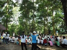 Kỹ thuật cải đạo tín đồ Phật giáo: chiếm cứ công viên