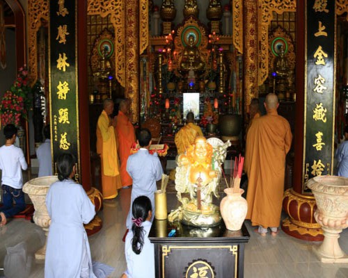 Chùa Huệ Quang cầu siêu cho các anh hùng Liệt sĩ