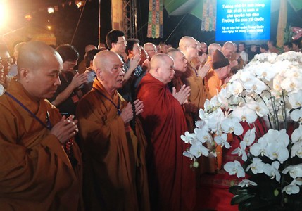 Hàng ngàn người dự lễ cầu siêu tưởng niệm 64 chiến sĩ Gạc Ma