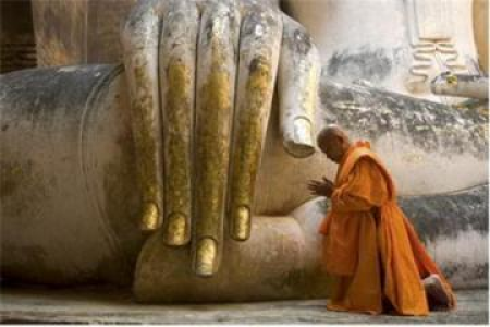 Đức Phật thuyết kinh Pháp Diệt Tận