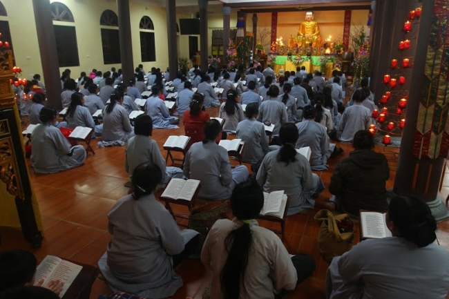 Chùa Hòa Phúc đón giao thừa xuân Ất Mùi 2015