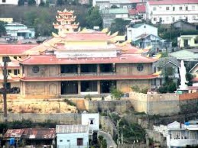 Vụ chùa Lộc Uyển Lâm Đồng: Con nước hai giòng (1)