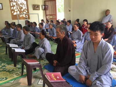 Hà Tĩnh: Ngày tu đầu tiên nơi ngôi chùa cổ hàng trăm năm hoang phế