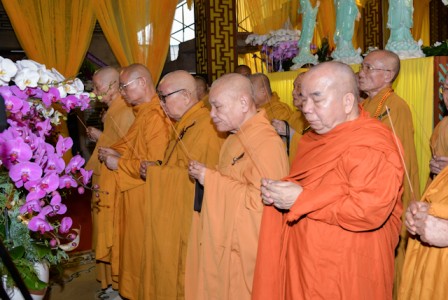 HĐCM, HĐTS Trung ương GHPGVN viếng tang Trưởng lão HT.Thích Minh Cảnh