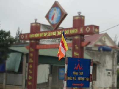 Phật giáo Việt Nam thiếu số hóa nhìn từ việc chuẩn bị lễ Noel