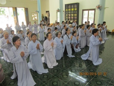 Phật tử thiện nguyện thị xã Ninh Hòa hành hương cúng dường An cư kiết hạ