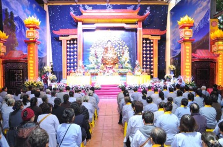 Lễ kỷ niệm ngày Đức Phật thành đạo và 21 năm thành lập Đạo tràng Pháp Hoa miền Bắc