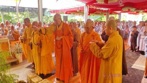 Khánh Hòa: Lễ đặt đá xây dựng chánh điện chùa Linh Bửu