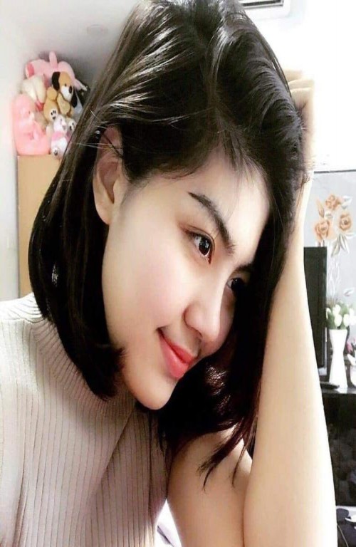 Nữ diễn viên, người mẫu, ca sĩ Soe pyae thazin (Myanmar) xuất gia