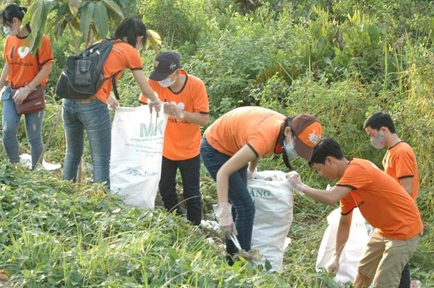 Dọn rác đường sạch rác tâm