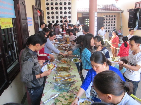 Du xuân thọ bát cơm chùa