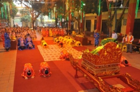 Hà Nội: Trang nghiêm lễ giỗ Quốc Tổ Hùng Vương tại chùa Bằng