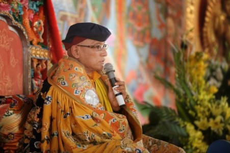 Hàng ngàn người khai đàn lễ hội tỷ câu chân ngôn