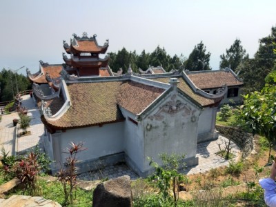 Hai chùa Hương Tích nổi tiếng ở Việt Nam, đâu là bản gốc đâu là bản sao ?