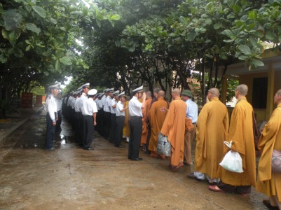 Nhật ký hành hương hải đảo - Đến để rồi đi