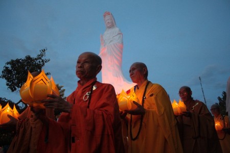 Lắng nghe & trị liệu