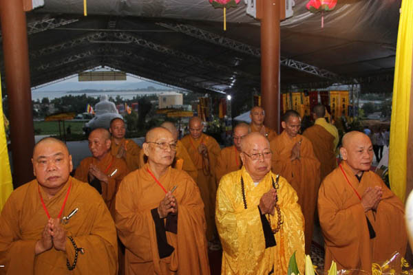 HĐCM, HĐTS GHPGVN viếng tang Cố Hòa thượng Thích Viên Minh