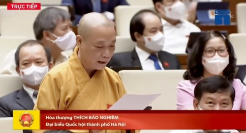 Hoà thượng Thích Bảo Nghiêm: Tăng ni cởi cà sa, khoác áo blouse chống dịch