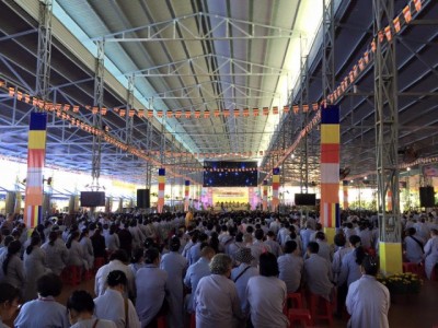 Niềm phấn khởi và nỗi ưu tư sau Hội thảo hoằng pháp 2015