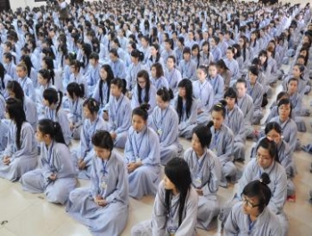 Nét đẹp của người tu tại gia