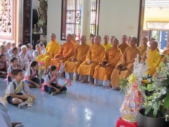 Lễ tưởng niệm chư Thánh tử đạo Thích nữ Diệu Quang