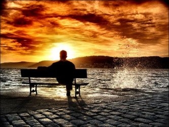 Đời người sống mấy gang tay