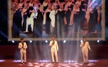 Ca khúc - Màu áo nâu sòng