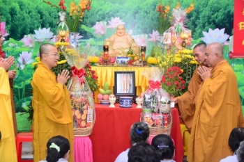 Lễ tưởng niệm GS.TS. Trần Chung Ngọc tại chùa Giác Ngộ tuần thứ nhất