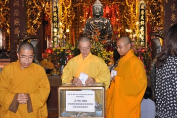 Ban Trị sự GHPGVN tỉnh Lạng Sơn quyên góp ủng hộ đồng bào các tỉnh Miền Trung