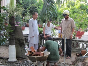 Thầy về lại nhớ Trường sa