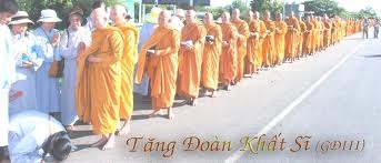 Bước du phương của đời tăng lữ