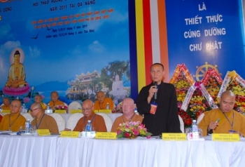 Chùm ảnh: Trăn trở cho sự ổn định và phát triển tín đồ