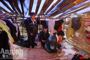 Giấc mơ con chữ trong giá "rét rụng tay chân" ở Mường Lát