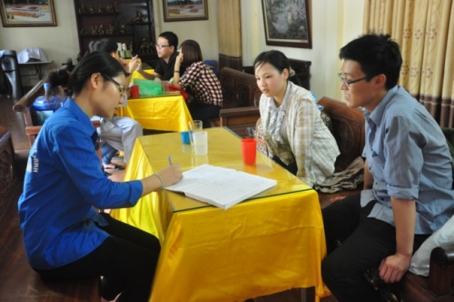 Hà Nội: Chùa Bằng tiếp sức mùa thi năm 2012